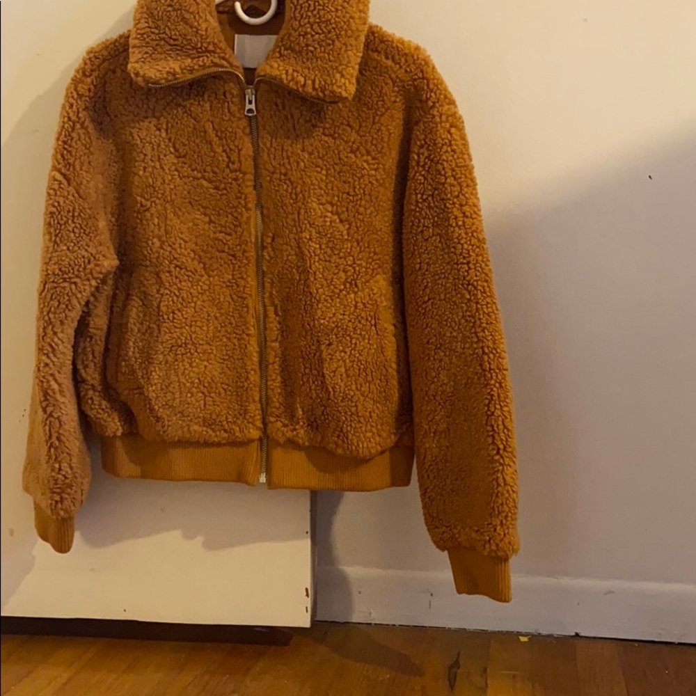 Brand new never worn Sherpa